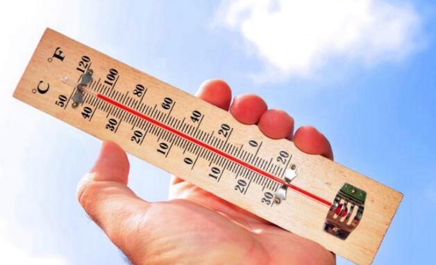 空调|空调为何吹不出冷风?八成是忽略了这个问题,一人在家分分钟搞定