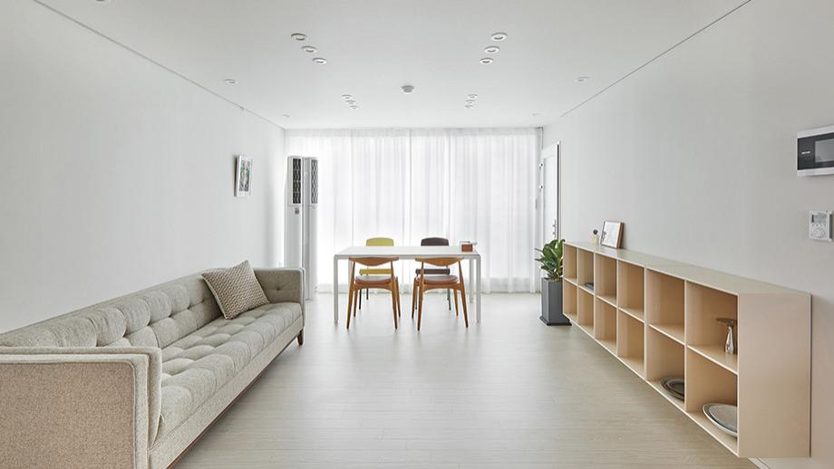 韩国小夫妻住124㎡新房，3室清新治愈，阳台纳入客厅打造小型餐厅