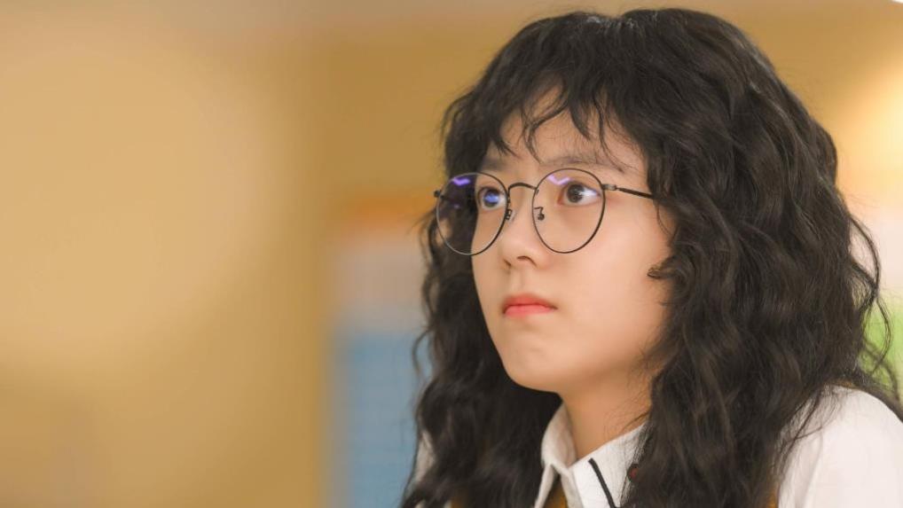 李幼斌|“好运眷顾”赵今麦：5万片酬拍出50亿票房，后以高分成中戏第一