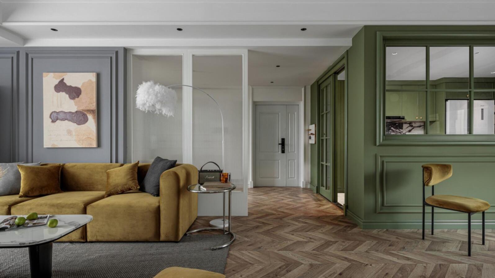 她135㎡新家，墙面满做造型，却看不到一丝的复杂，太有气质了