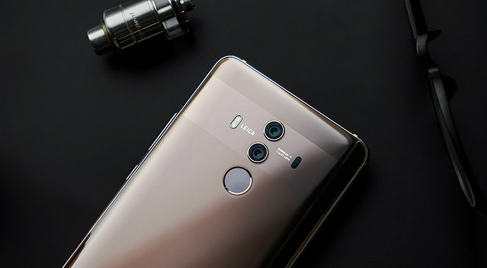 空调|一台六年前的华为Mate10Pro，放现在，相当于什么价位的手机？