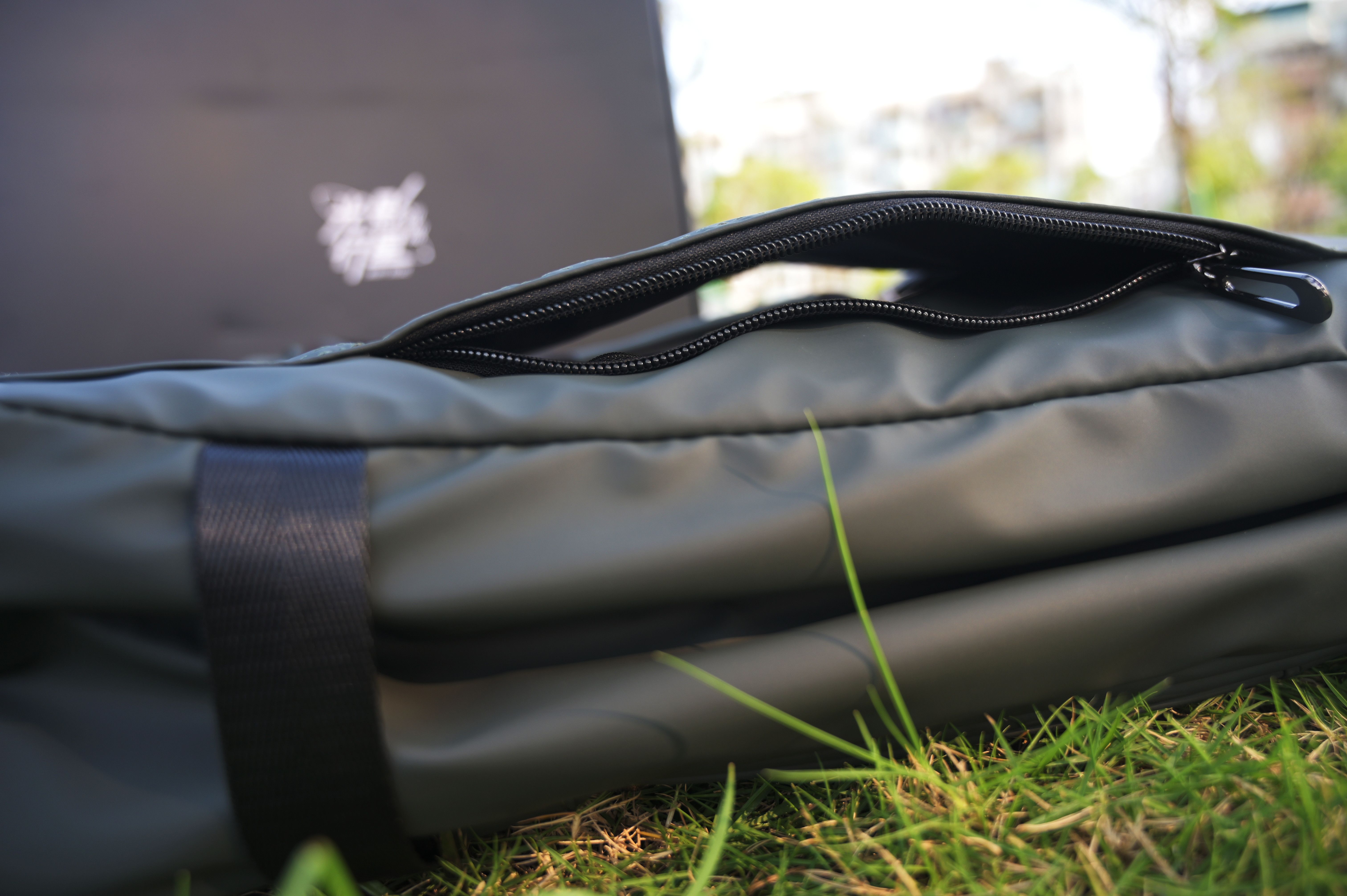 |独立单反、笔记本空间依然细节满满 光影行星盖亚斜挎摄影包试用