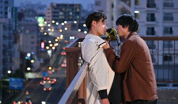 acgn漫评|假面骑士revice:狩崎化身十驾,袭击阿基蕾拉和量产帝蒙斯!