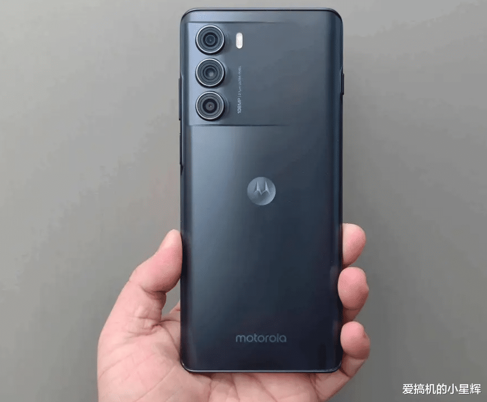 芯片|2500-3000价位值得推荐的旗舰，性价比都很高，“闭眼买”不吃亏