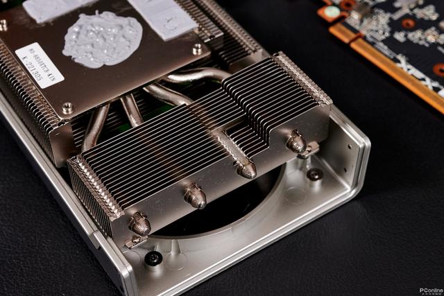 高通骁龙|1080p游戏甜点显卡?讯景RX 6650XT海外版OC图赏