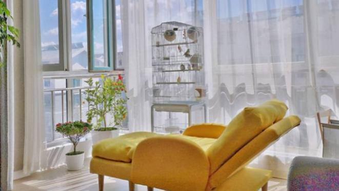 188平顶楼复式送大露台，进门玄关有新意，朋友都夸装修棒！