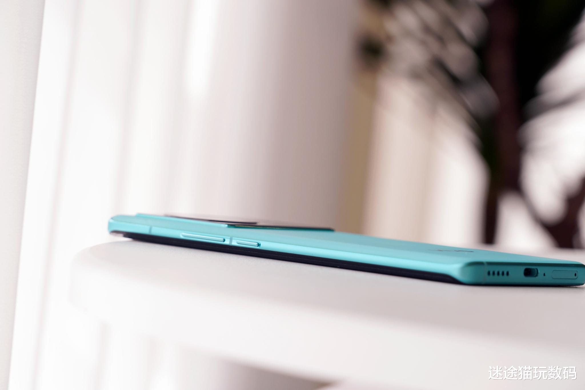 魅族|标准版也有Pro实力,天玑9000+蔡司影像加持,vivo X80上手实测