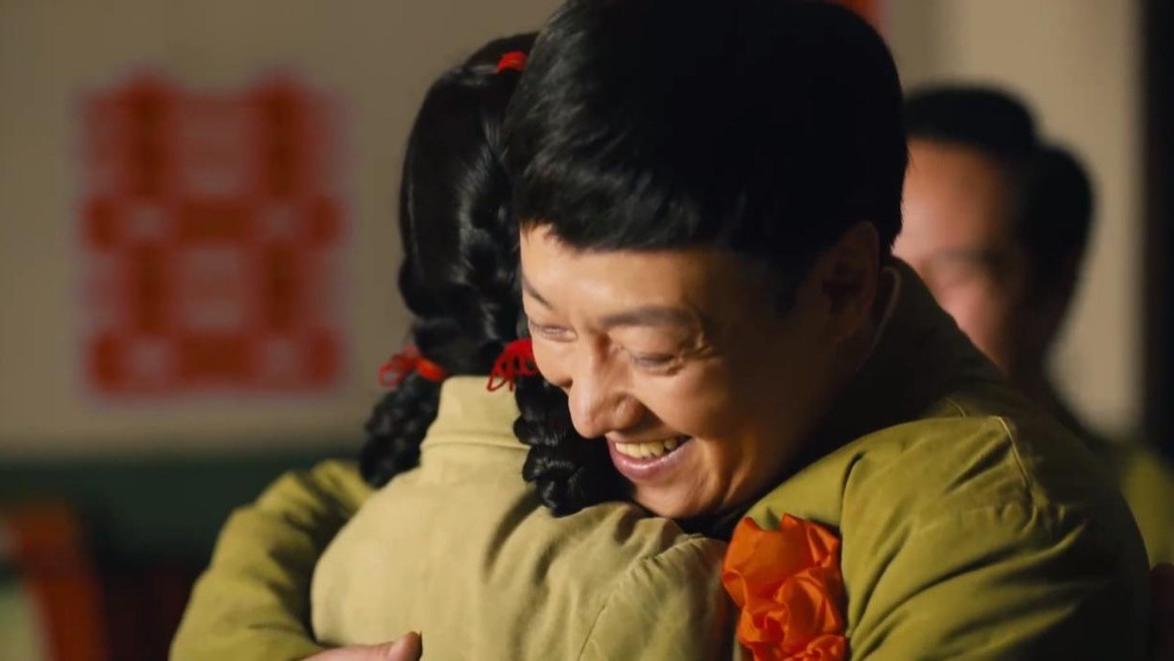 人世间|《人世间》这位配角隐藏太深，长着佟丽娅的脸，演技不输隋俊波