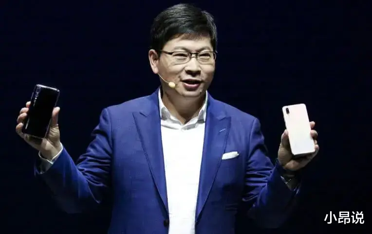 华为mate|余承东晒出了华为Mate系列所有手机的“全家福”