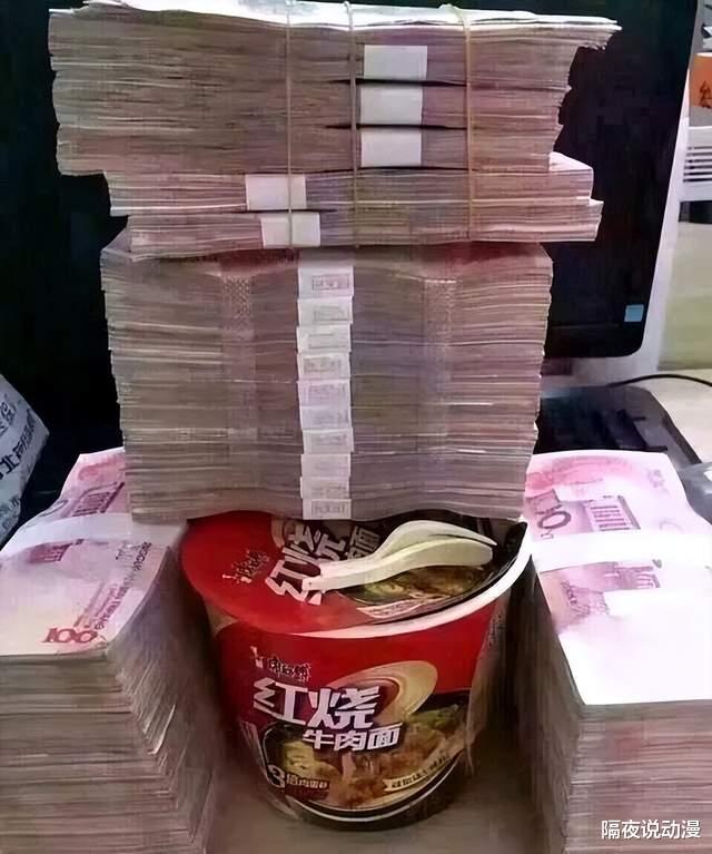 手办|“百元手办压5块钱杯面”,这是专属于阿宅们的二次元浪漫