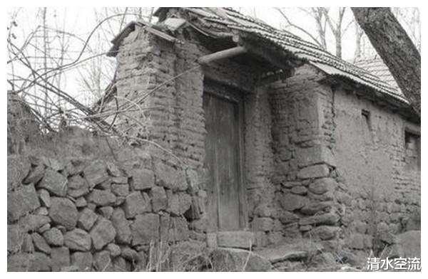 警察|1996年,连杀27人,逃亡时还娶5个老婆的恶魔最终被处死刑