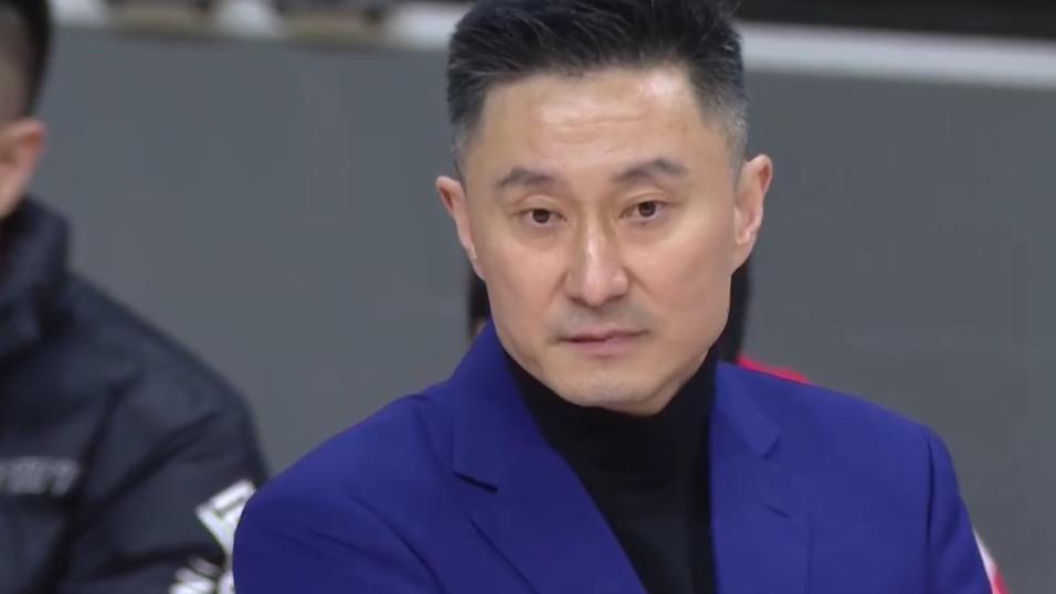 广东男篮|广东队赢26分！杜锋还收获4大利好，球队冲击四连冠有了保障