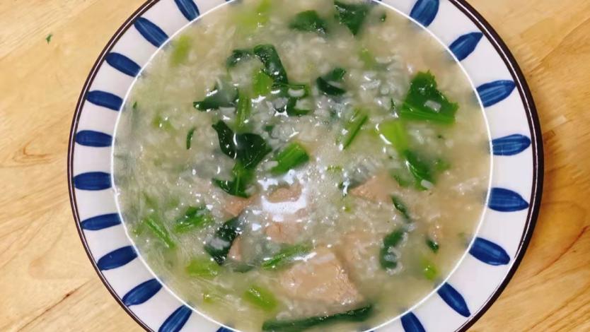 菠菜|春季的绝佳早餐，钙是牛奶的3倍，营养全面，大人孩子都爱吃