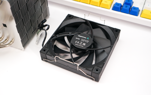 冰立方|九州风神冰立方500上手体验:尺寸很大但不挡内存的风冷散热器