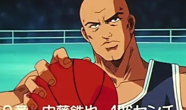 灌篮高手|《灌篮高手》剧情中不符合逻辑的事，网友：樱木的投篮太夸张