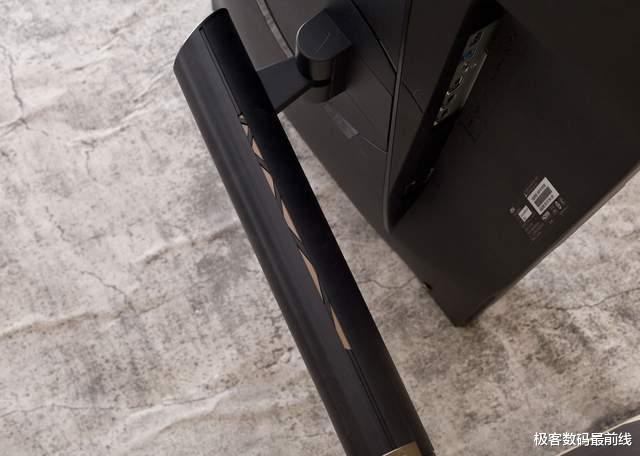 显示器|一次没回头的4K体验,微星Summit MS321UP真值这个价吗?