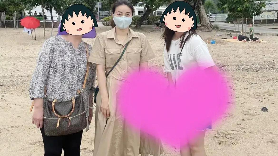 郭晶晶|偶遇郭晶晶带娃沙滩玩耍，被赞低调亲民无架子，俩女儿徒手玩沙接地气