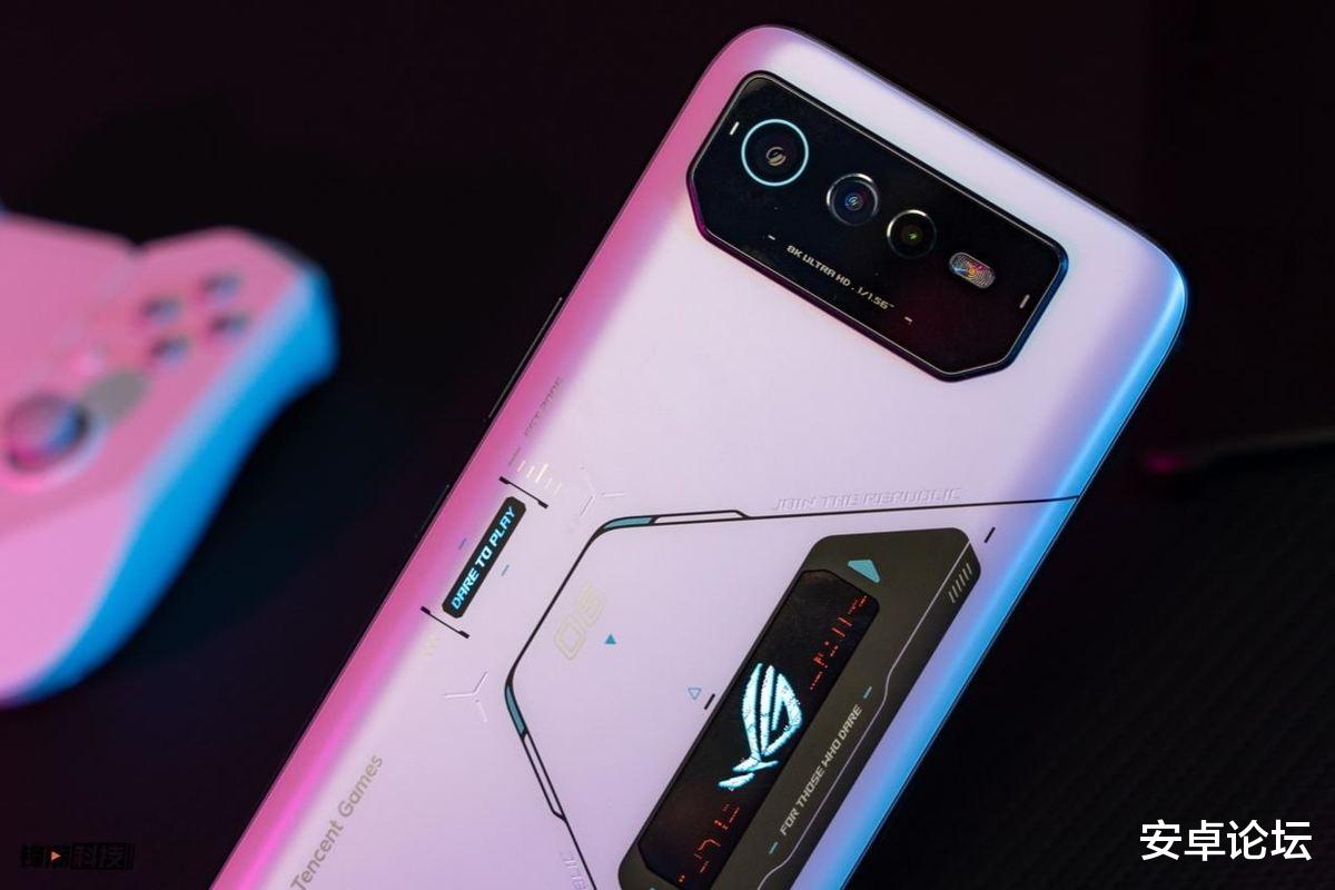 |高颜值高性能的新款游戏手机，腾讯ROG游戏手机6 Pro评测