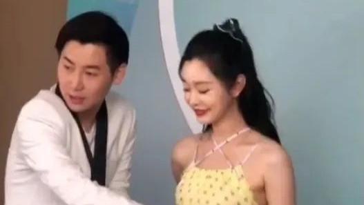 从A4腰到湿巾腰，如何穿搭显腰细，看看宋轶就知道了