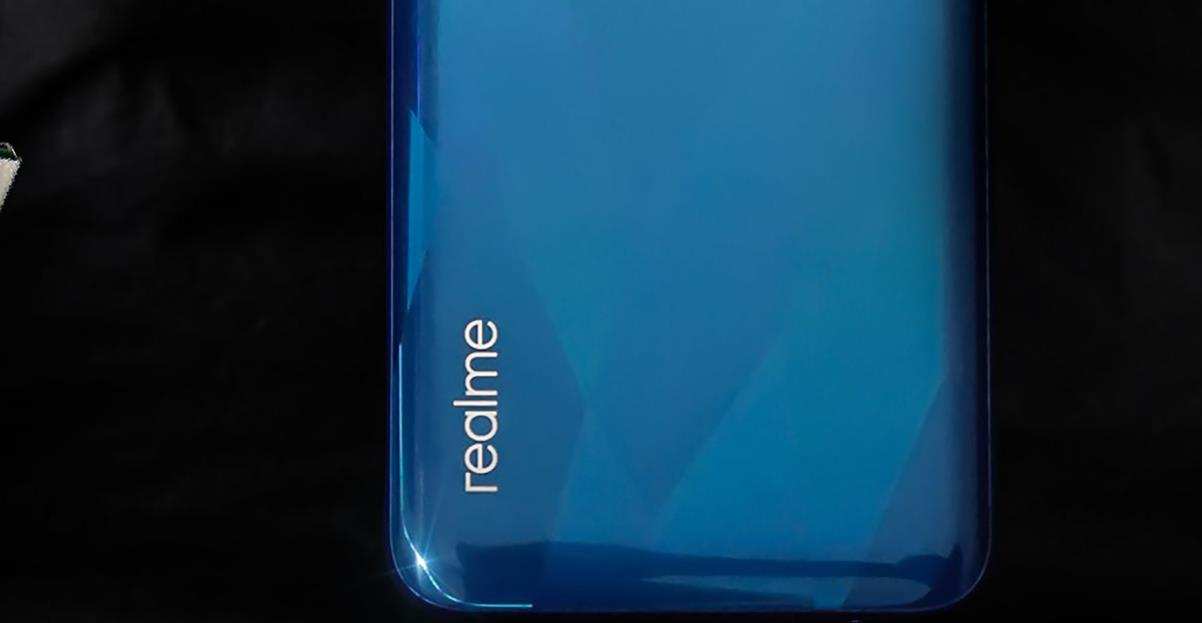 realme|realme总裁：今年手机销量下调20%？手机真卖不出去了？