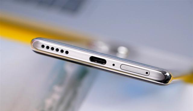 荣耀70pro|荣耀70Pro+评测：天玑9000+100W快充，不再是偏科生