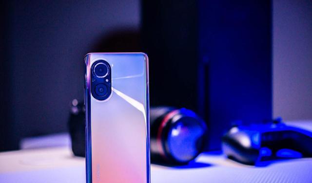 |8+256G突然降1150元，荣耀1亿像素手机不赚钱了