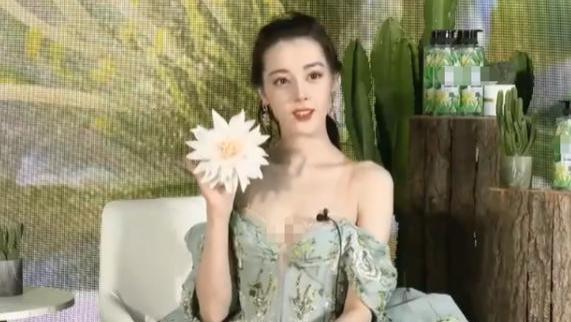 迪丽热巴|迪丽热巴花絮曝光，前后判若两人，网友：不像一个人