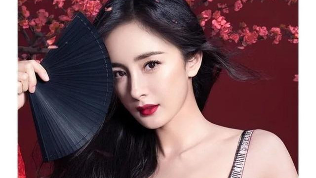 杨幂|杨幂这身材和颜值真的绝了，真的是人间尤物，漂亮姐姐谁能不爱呢