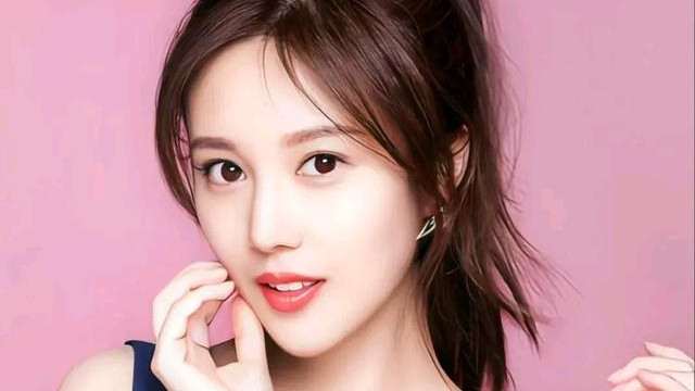 邬靖靖|还记得《西施秘史》里的西施吗？她现在长这样