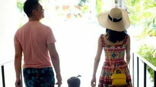 章泽天|好多人问刘强东出轨，章泽天为什么不离婚？