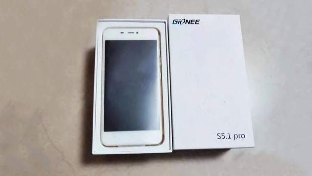 苹果|轻薄手机的典范，二手金立s5.1体验，白色面板充满苹果风格