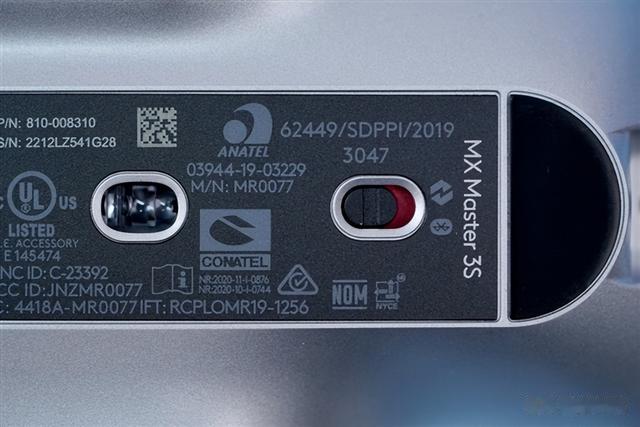 罗技|1秒滑动1000行!罗技MX MASTER 3S鼠标图赏