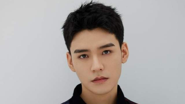 朱一龙|龚俊“丢西瓜捡芝麻”！表面告丰巢，实则欲舍弃CP粉，人气或下滑