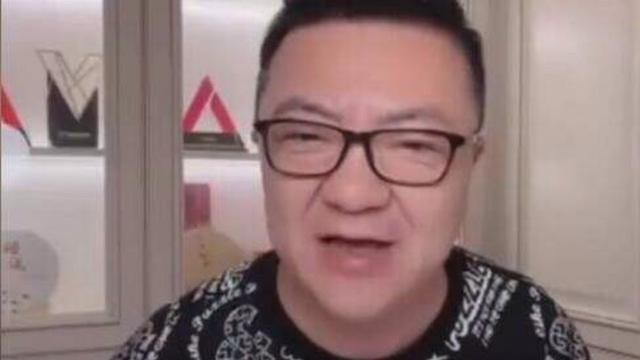 王新欣|41岁前国脚怒怼董路，曾是中超标王，昔日曾携手中甲美女老总