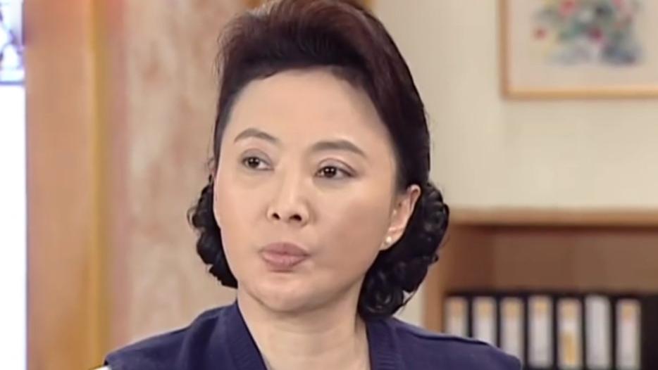 胡歌|《意难忘》战斗力最强的婆婆王陈月霞，媳妇越多越好，孙子绝不能少