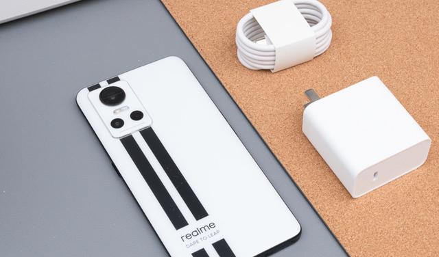 微软|12GB+512GB+天玑8100,现已跌至2899元,两大热销旗舰跌至新低