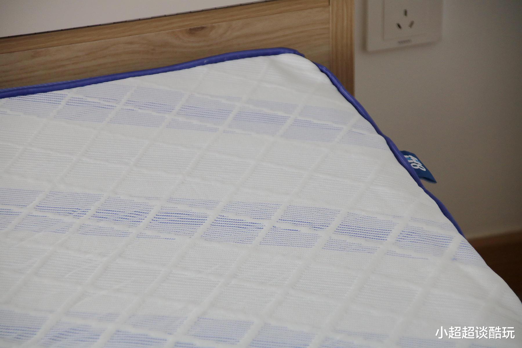 小米科技|小米生态链8H推出智能分区床垫,正反两面拥有释压+护脊两种属性