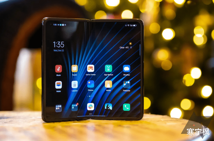 |一张铰链的图片，引发了外界对一加折叠屏手机的猜想