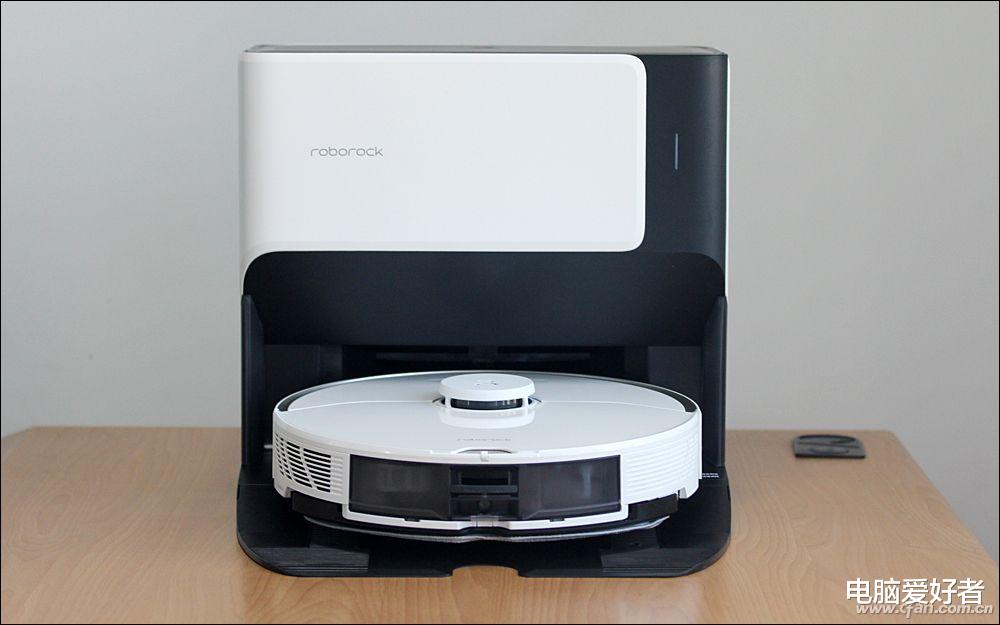 扫地机器人|距完美更进一步！石头自清洁扫拖机器人G10 Plus体验评测