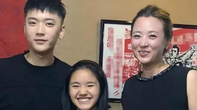 李勒优|李勒优带名表穿名牌，被嘲山鸡变凤凰飘了，崔晋发视频霸气护妹