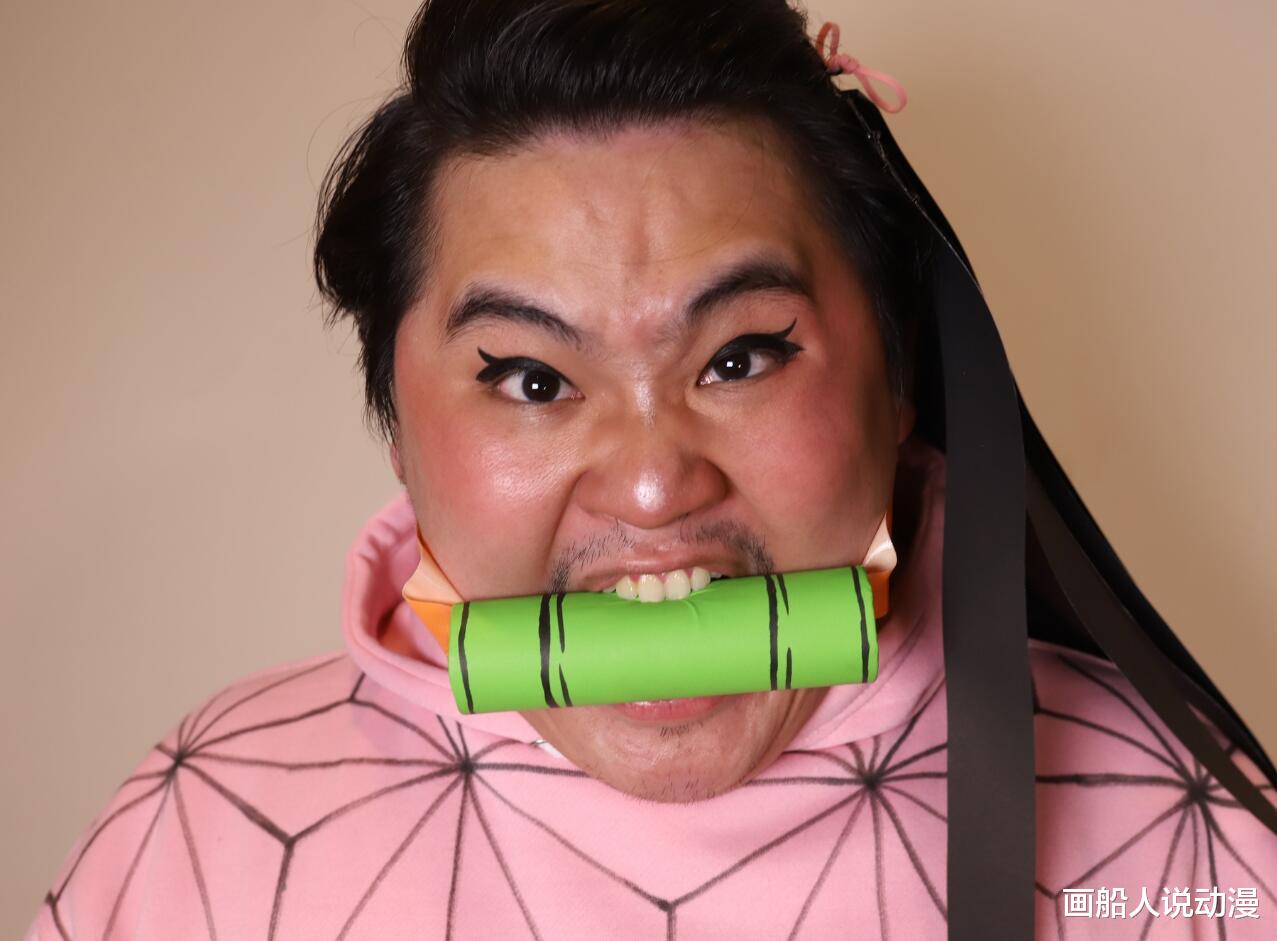 炭治郎|泰国小哥cos鬼灭之刃火了,达到R-18级,炭治郎预定水调“歌”头