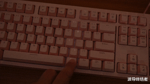 相机|实用有个性 - 斗鱼DKM180热拔插键盘与定制白轴