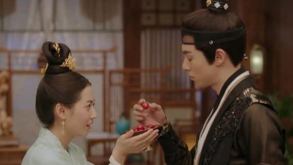 《浮图缘》这部戏又跳脱、又好看。没看的，赶紧去看！