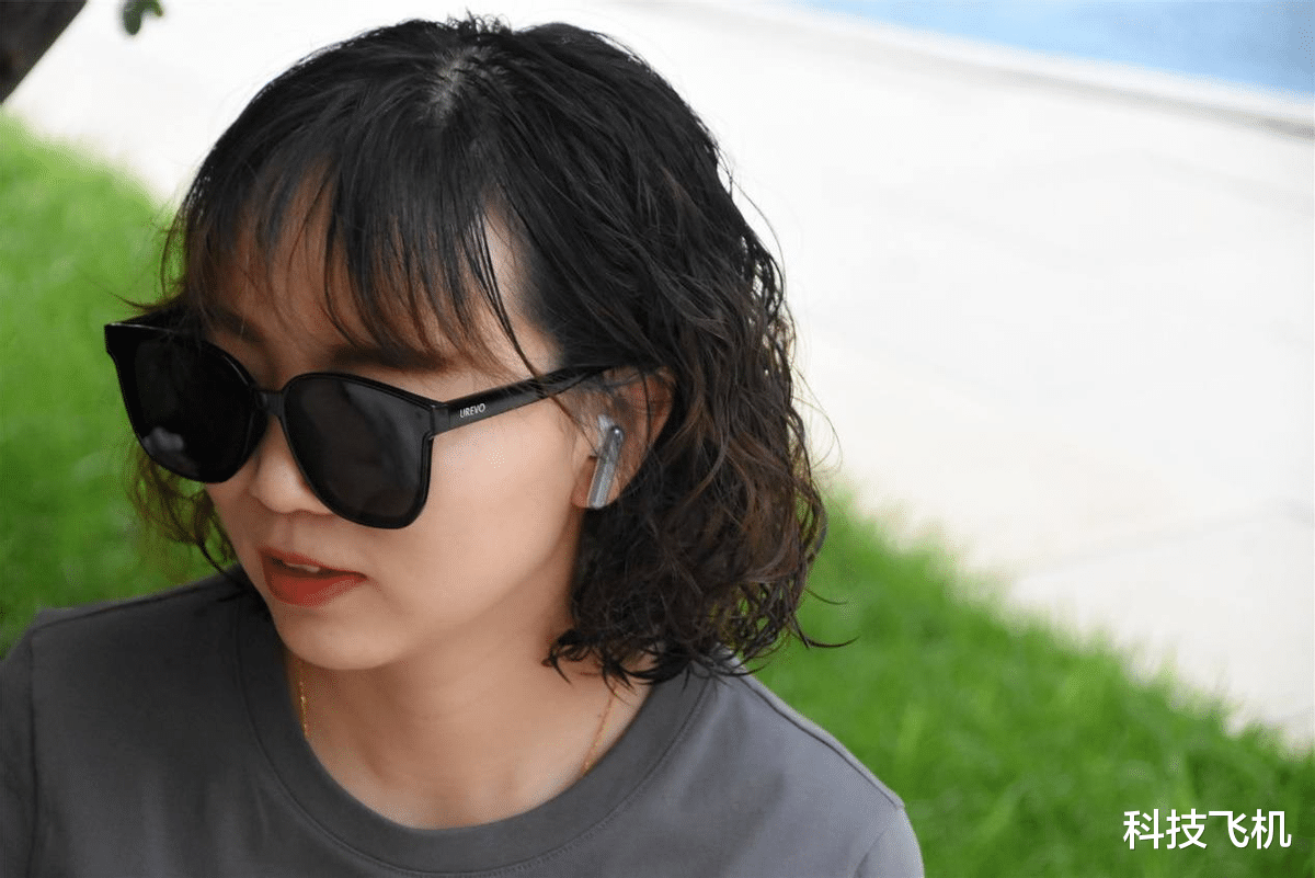 蓝牙耳机|一款适合女生且不到200元的高颜值耳机----FIIL Key无线蓝牙耳机