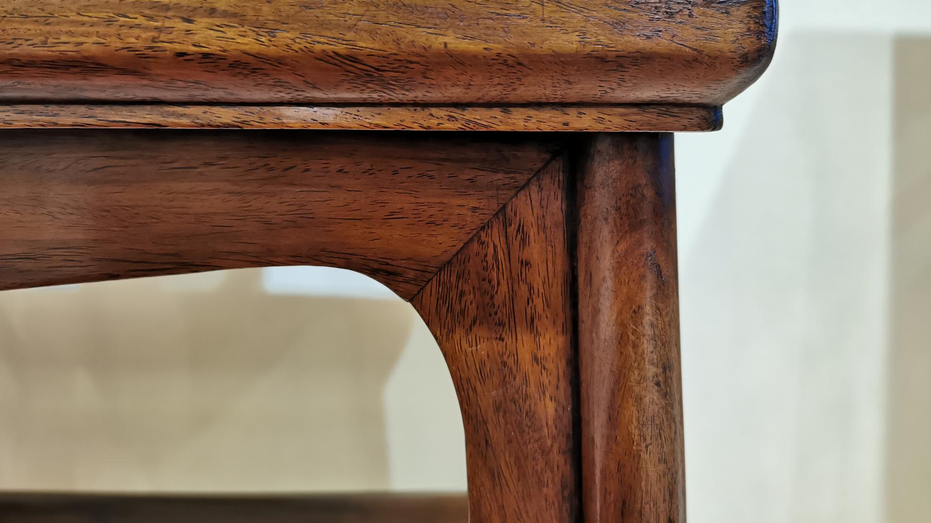 |不光有麦穗纹，黄花梨南官帽椅棕眼反差强烈