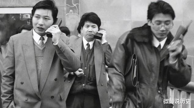 VR|中国第1部手机卖给了谁？他说：“大哥大”给自己带来了巨大财富