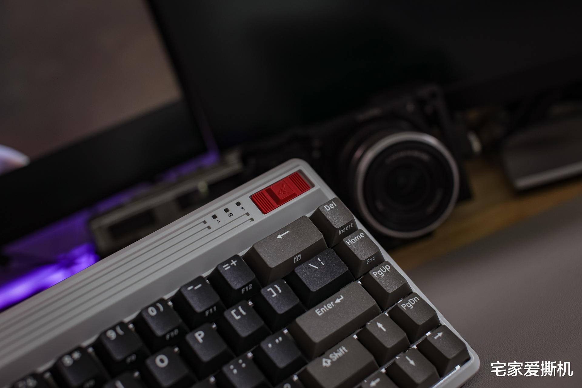 fusion|桌面党的复古情怀:杜伽FUSION三模机械键盘