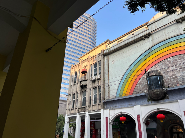 |国产机真的不如iPhone?苹果和OPPO旗舰影像对比,夜拍成胜负关键