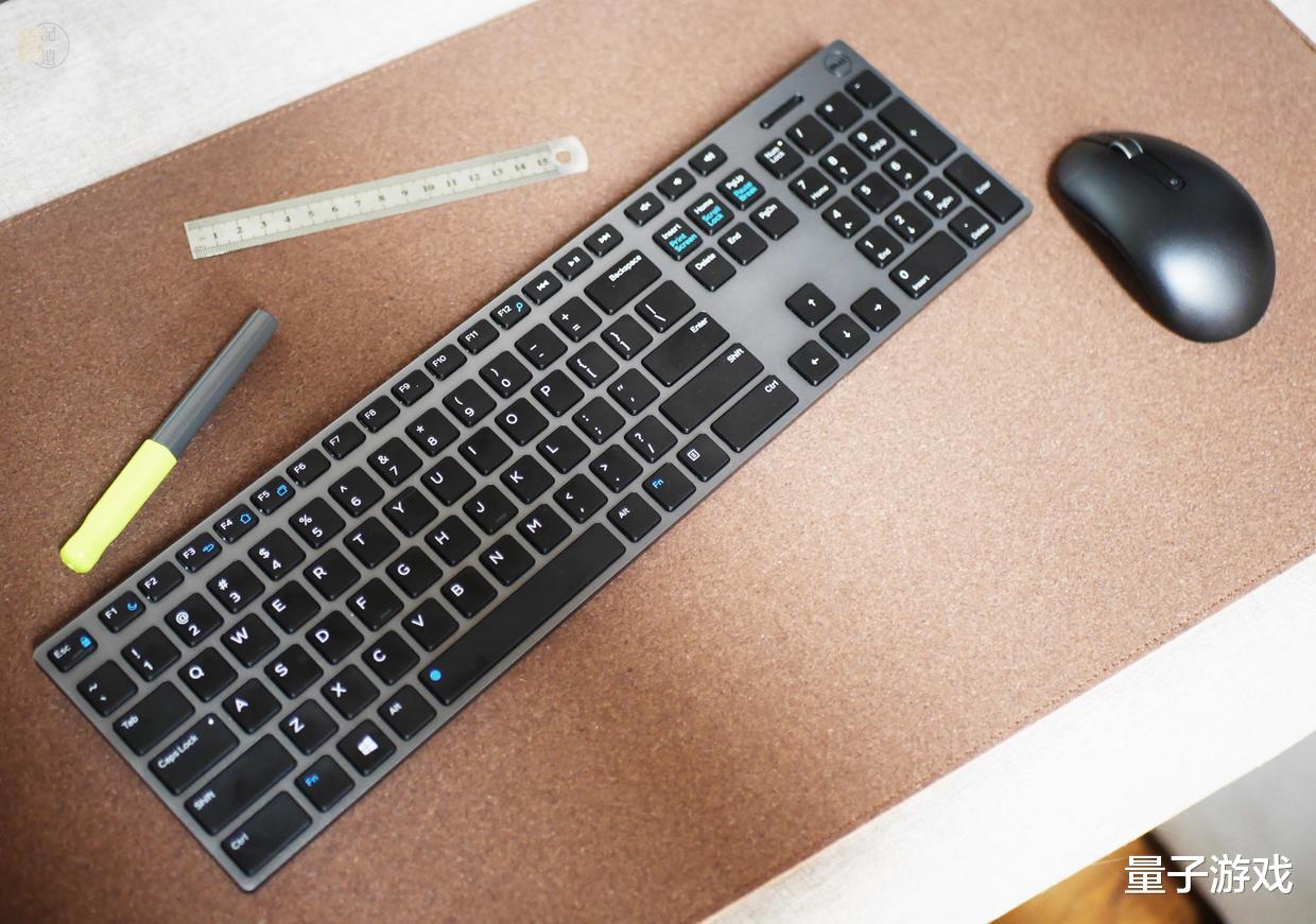 键盘|清爽简约的键鼠套装，让日常办公更高效