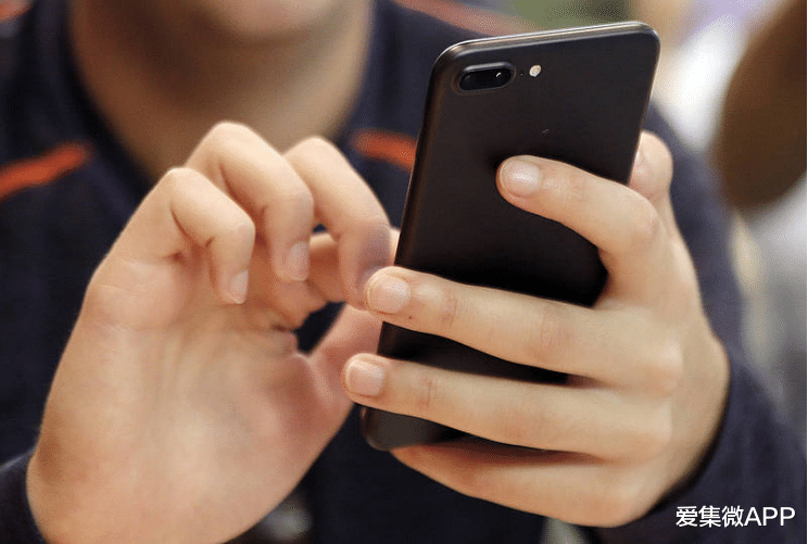 半导体|野村：估今年全球手机出货下降7.6% H2半导体需求或疲软